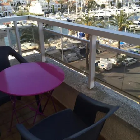 Estudio Vistas Marina Y Mar Ref 295 *